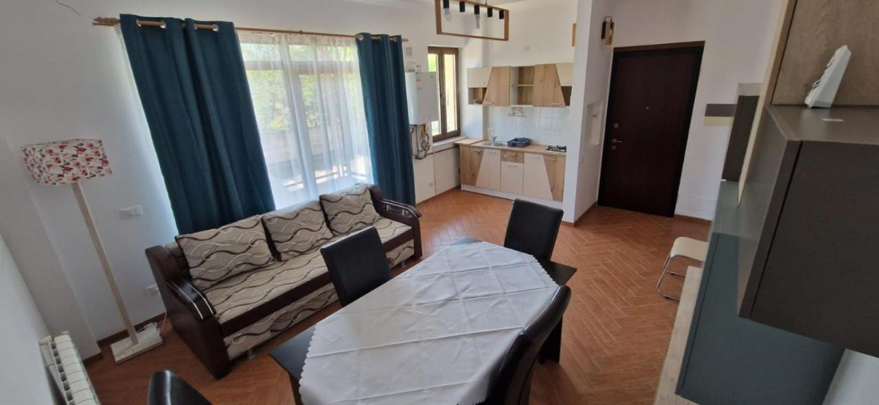 Apartamento Casa Francesca Comanesti  Exterior foto