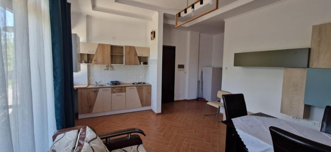 Apartamento Casa Francesca Comanesti  Exterior foto